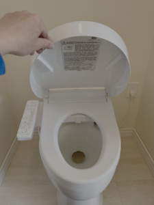 Curtis and Sons Plumbing in Parker Colorado plumbing demonstration work toilet install
